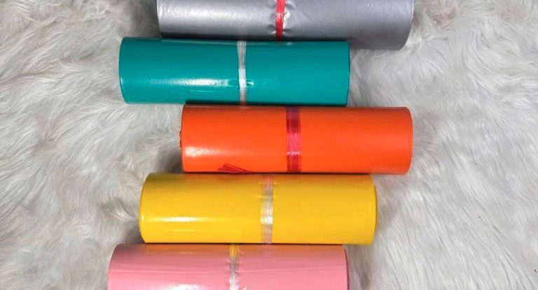 Túi niêm phong size nào phù hợp? Cách chọn size túi đóng hàng theo loại hàng