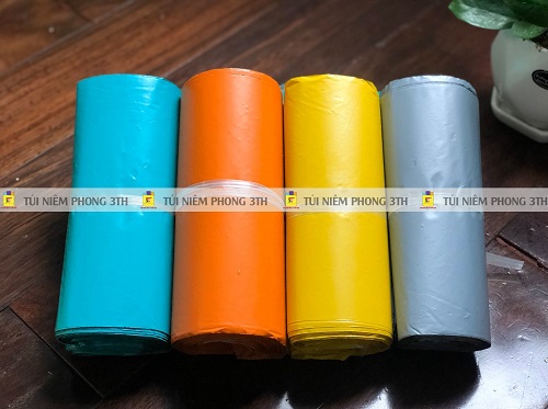 tui-goi-hang-niem-phong-gia-re-co-tot-khong