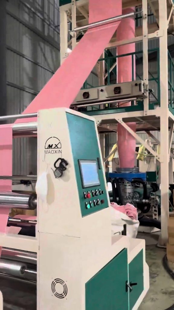 Máy thổi màng 3 lớp toàn cảnh 3TH